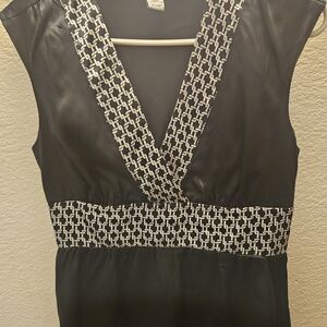 White House Black Market Black and White Blouse